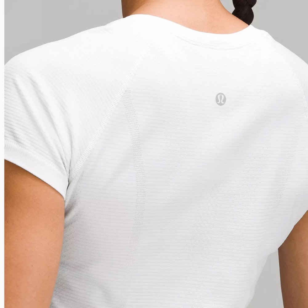 Lululemon Swiftly Tech Short Sleeve Shirt